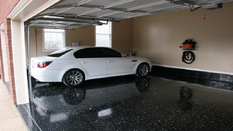4 Signs Your Garage Floor is Crying Out for an Epoxy Coating